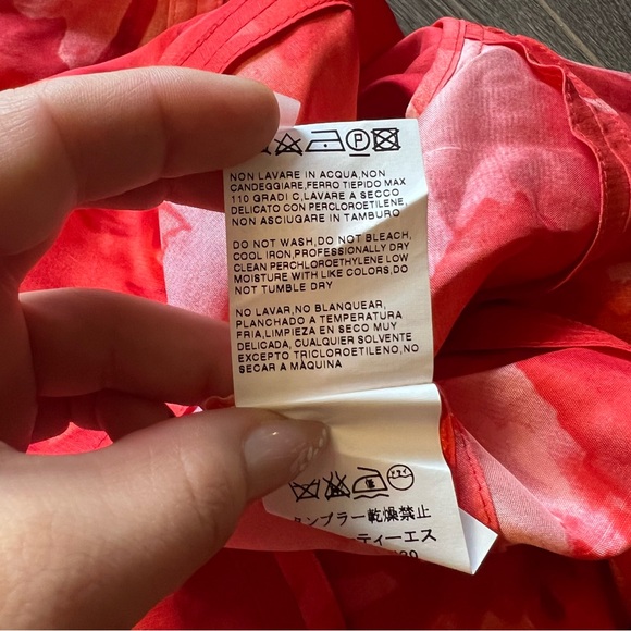 MaxMara 100% silk abstract floral true wrap blouse - Picture 5 of 12